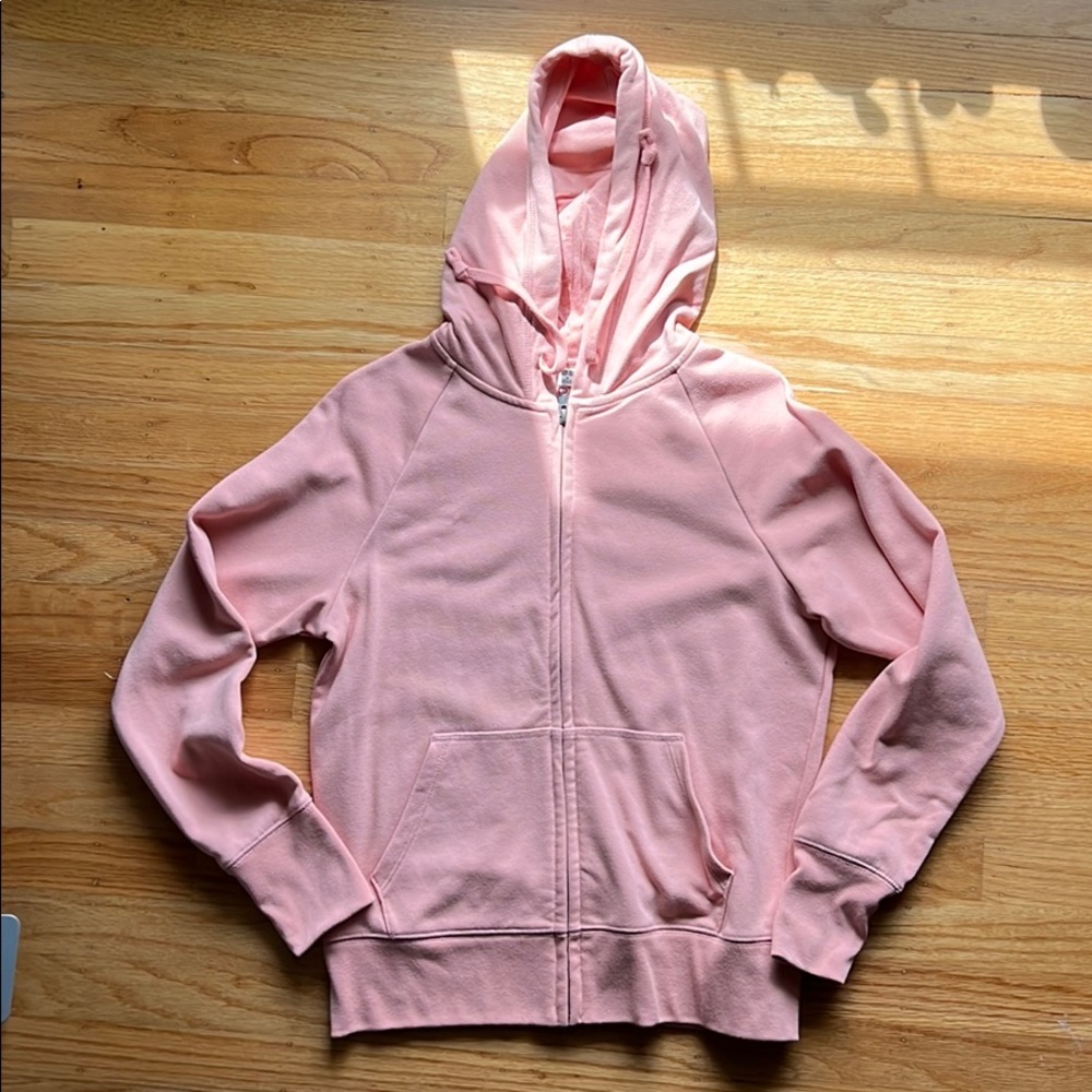 SOLD Uniqlo zip up hoodie